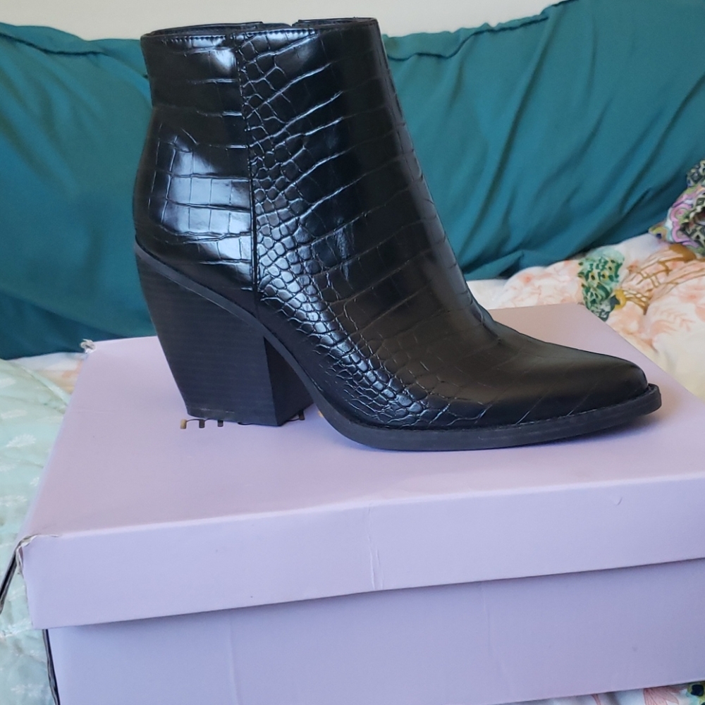 Black boots